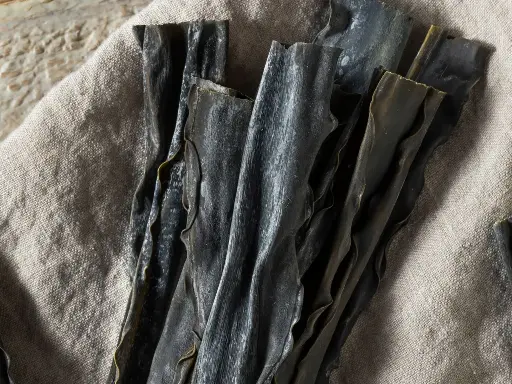 Dried Kelp Strips (昆布條)